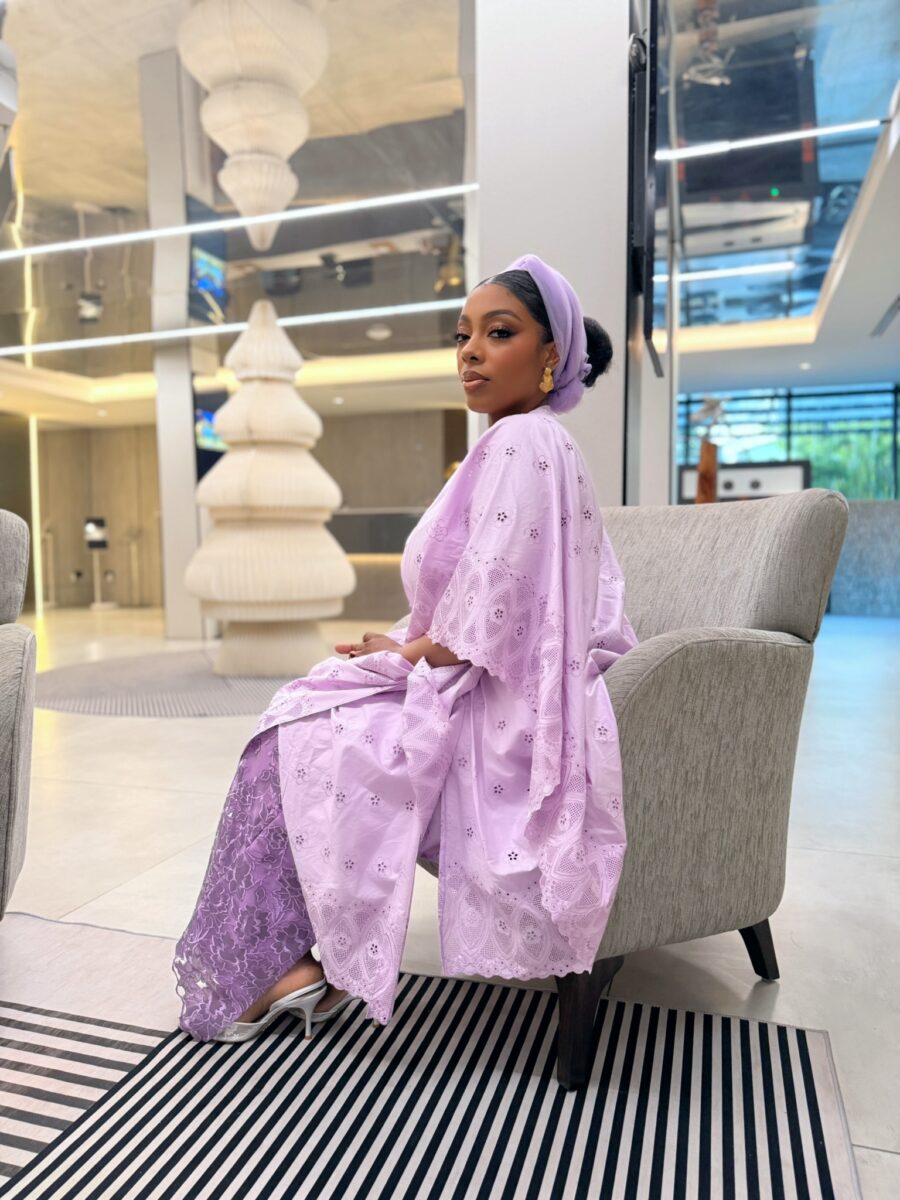 Eid 002